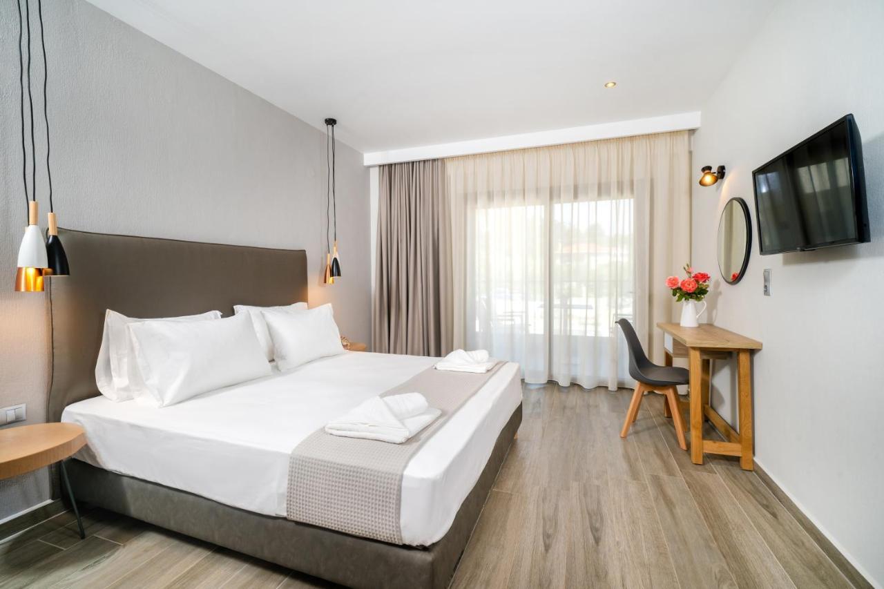 Aquamarine Luxury Rooms Thassos Bagian luar foto