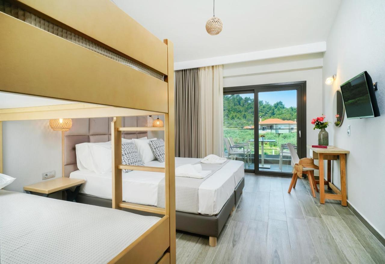 Aquamarine Luxury Rooms Thassos Bagian luar foto