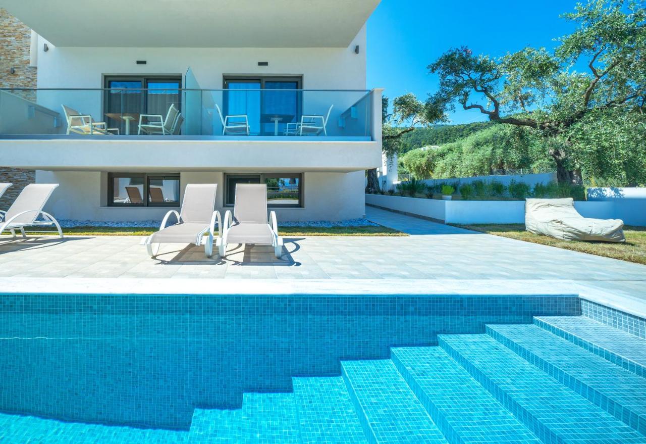 Aquamarine Luxury Rooms Thassos Bagian luar foto